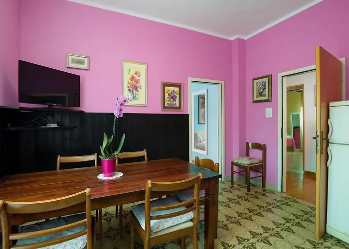 In Near & Bbq Apartman Medulin